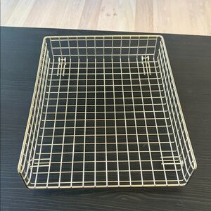 Threshold • Grid Wire Letter Gold Tray